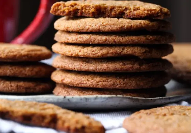 Alkaline Gingersnap Cookies